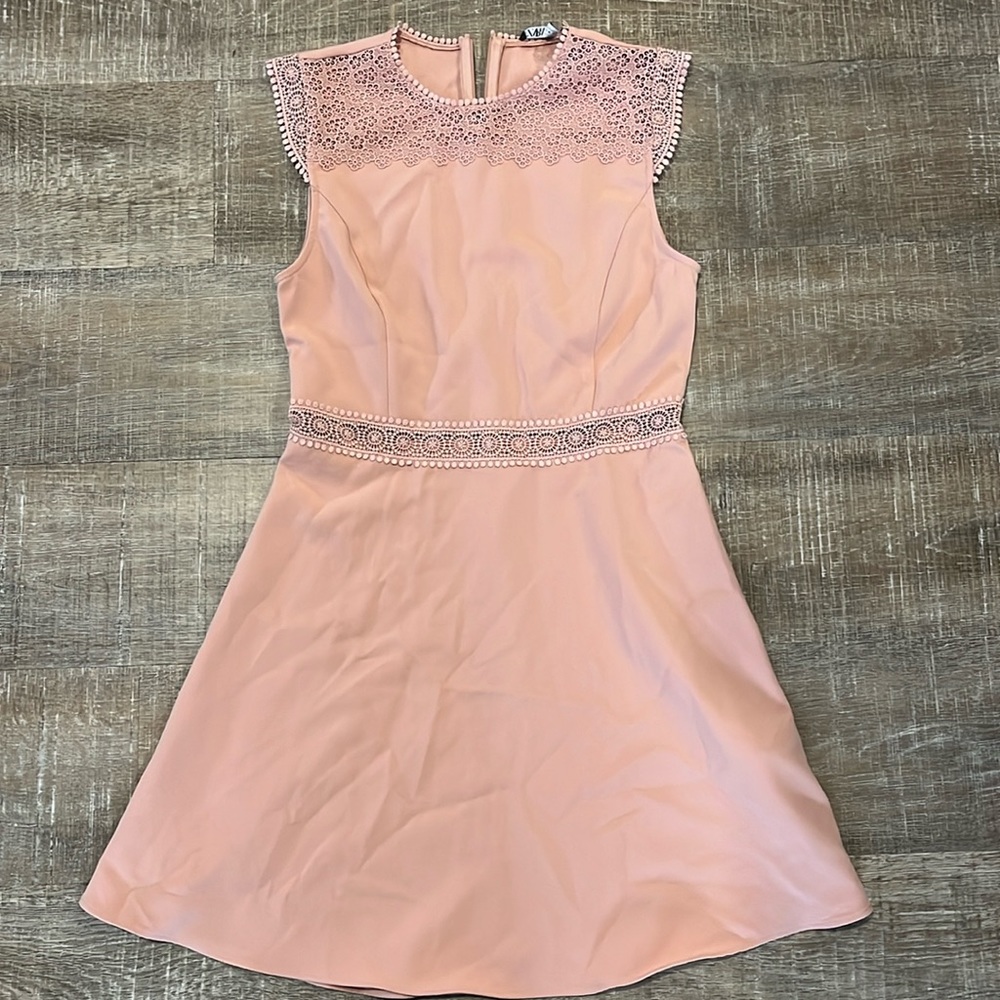 Women’s Zara dress